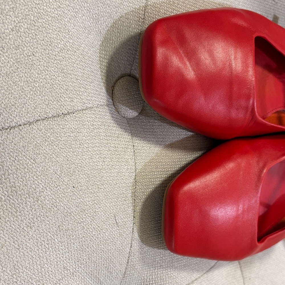 ZARA Scarlet Square-Toe Flats - Picture 6 of 6